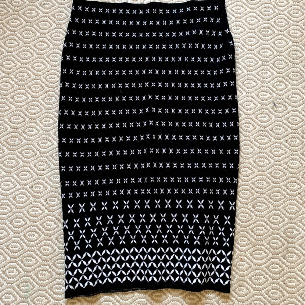 Max Studio Cozy Knit Pencil Midi Skirt
